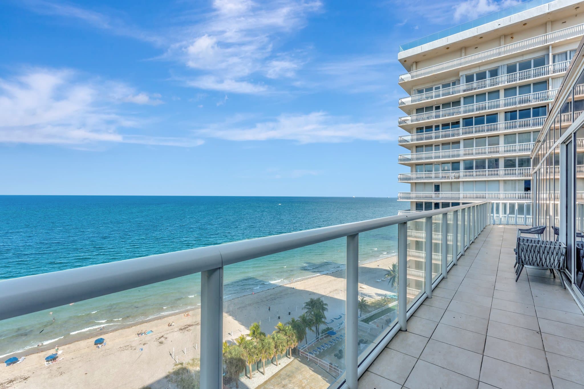 waterfront mansions in fort lauderdale — Comparing options around the same priorities