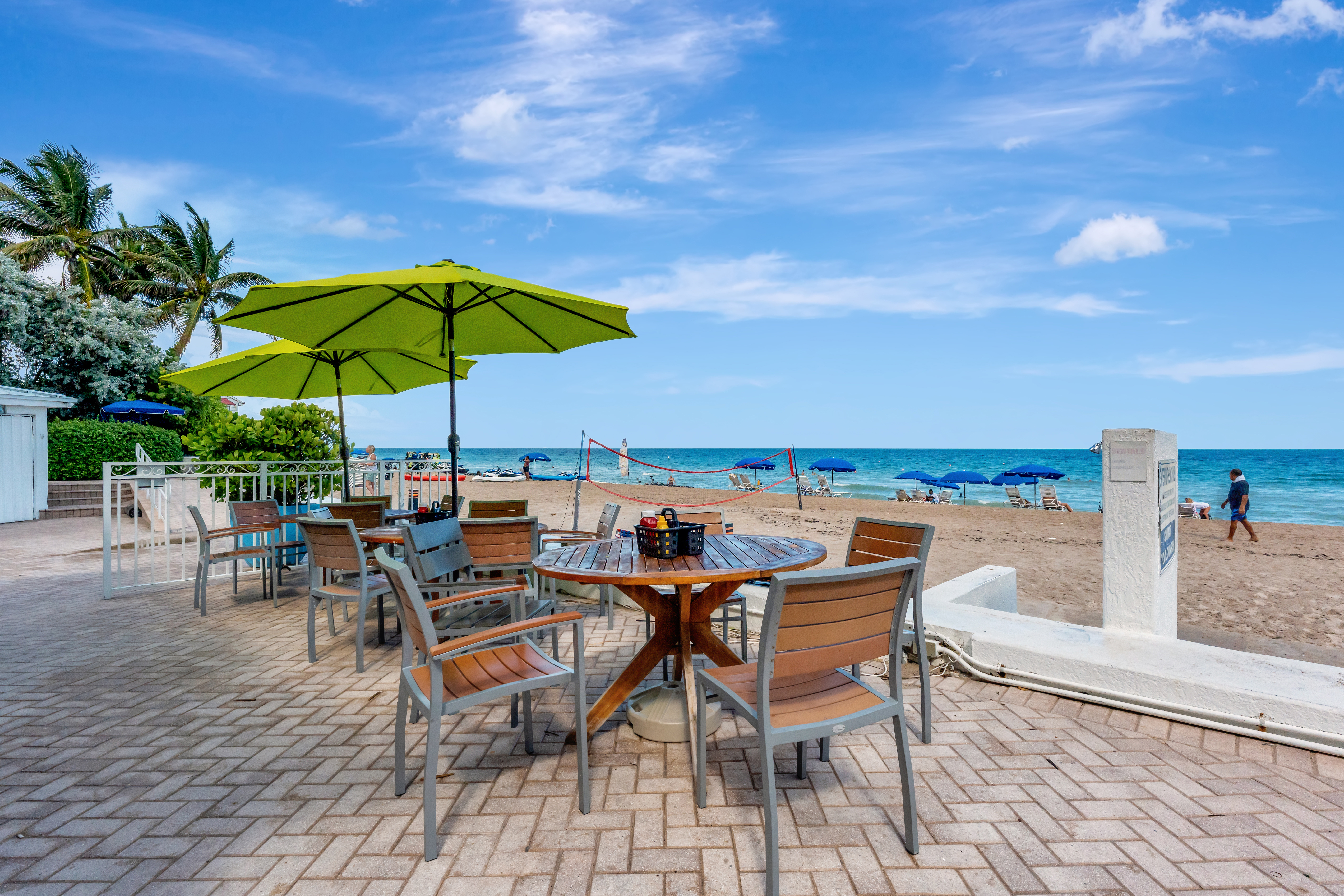 Oceanfront Bamboo Beach Tiki Bar at Ocean Manor Beach Resort in Fort Lauderdale