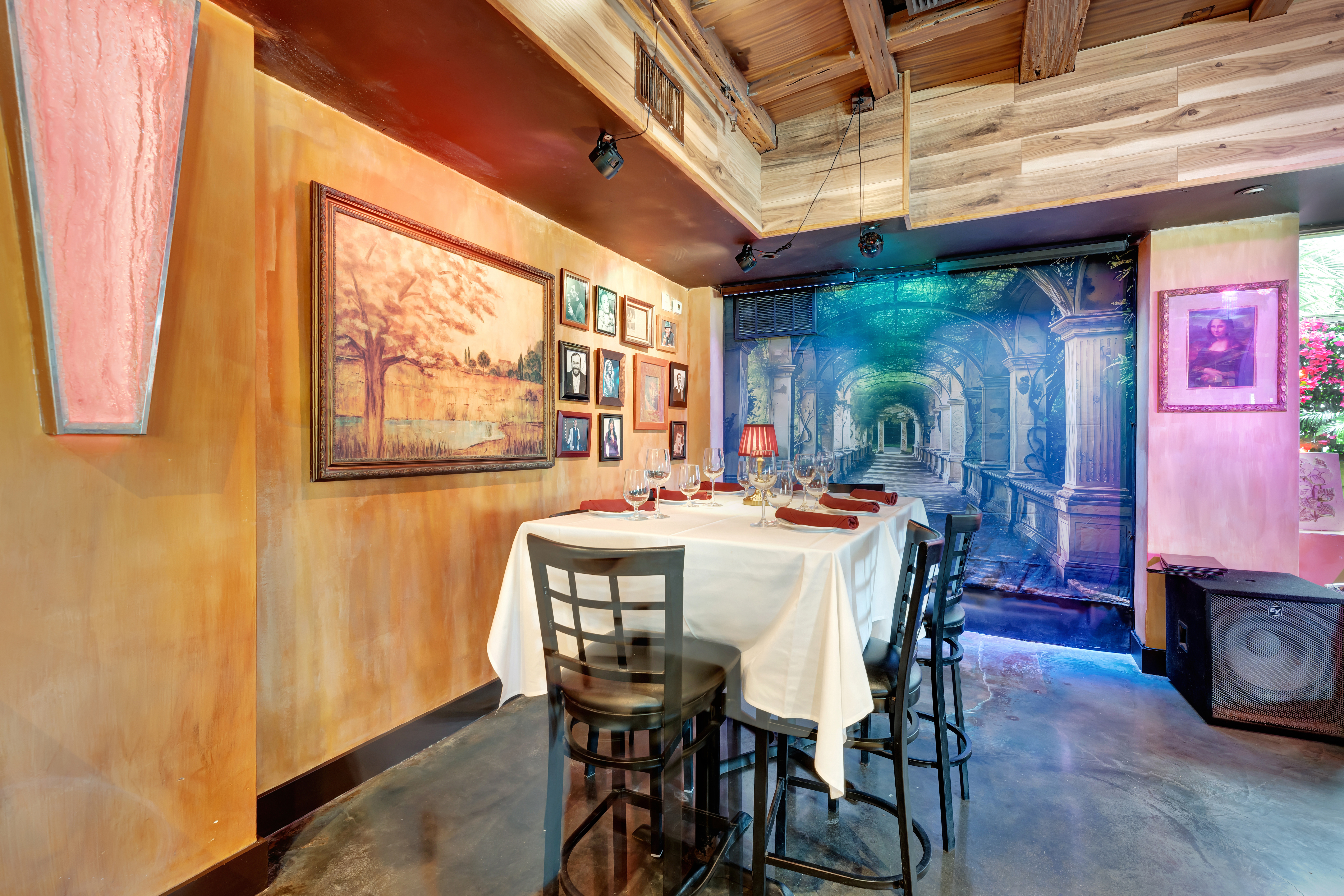 Elegant private dining table setup at Casa Calabria Italian restaurant
