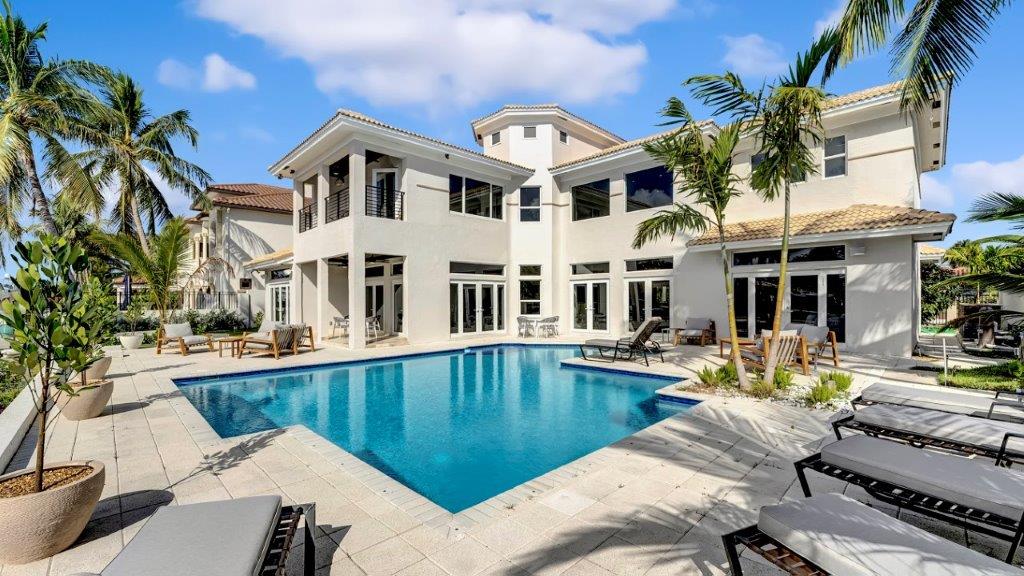 Luxury waterfront mansion at 2886 NE 26th Place Fort Lauderdale with private pool and dock access